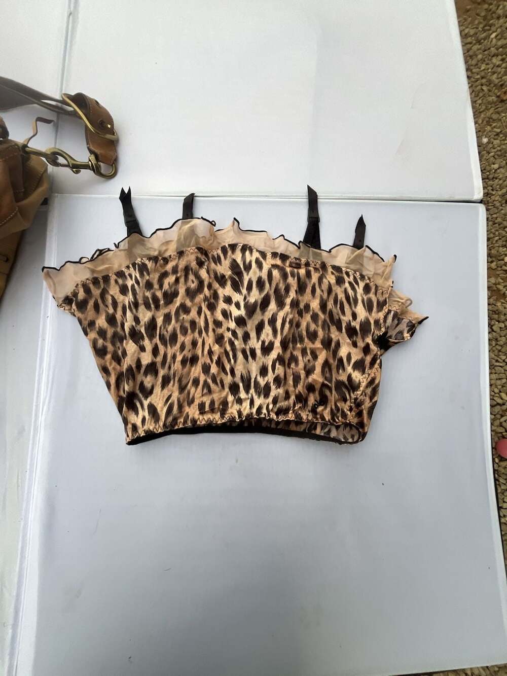 Vs - Picture 5 of 7